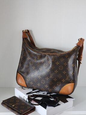 Vintage Louis Vuitton Boulogne 30 Monogram Hobo Style Shoulder Bag